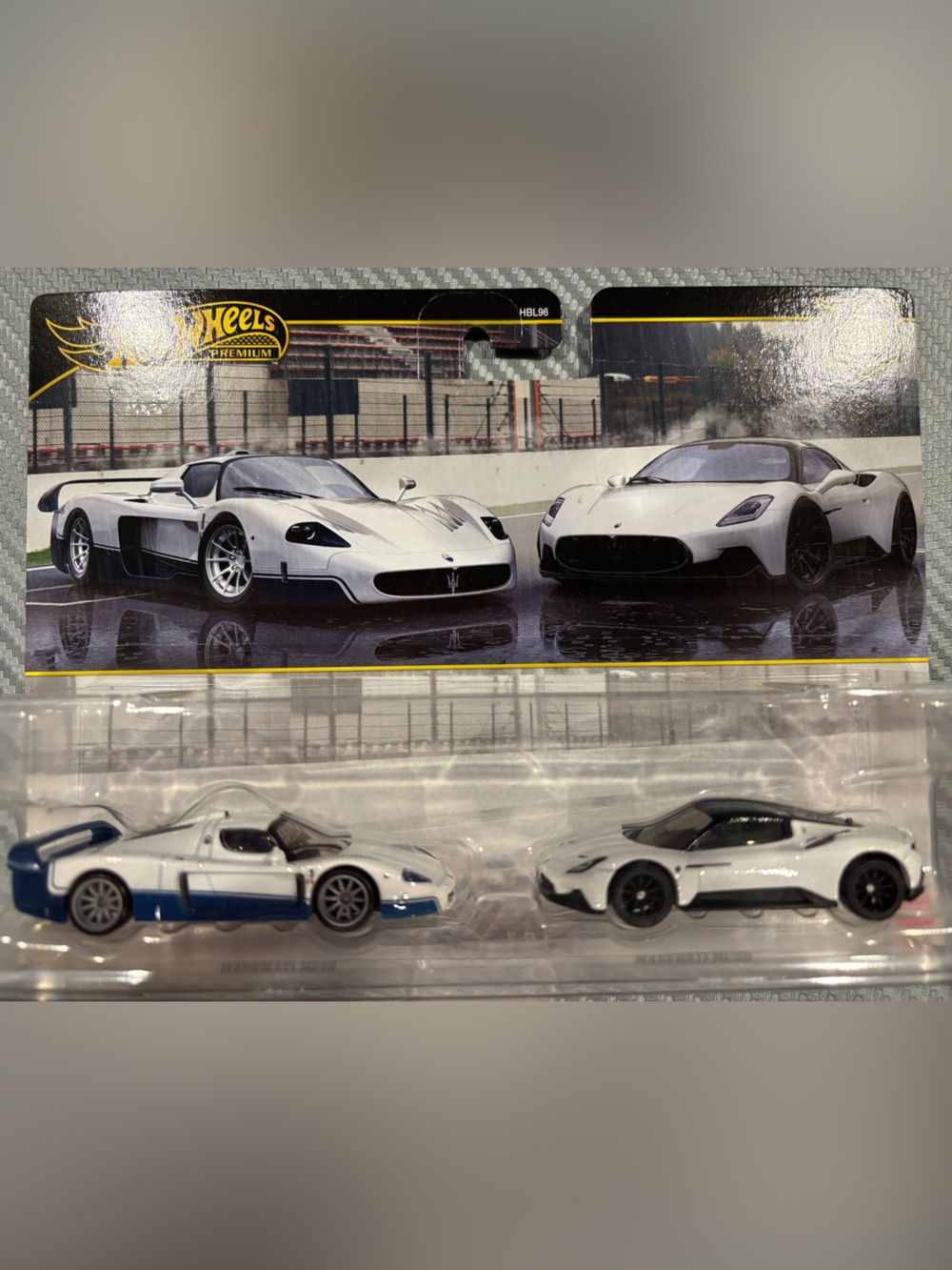 Hot Wheels Premium White Maserati Car Set